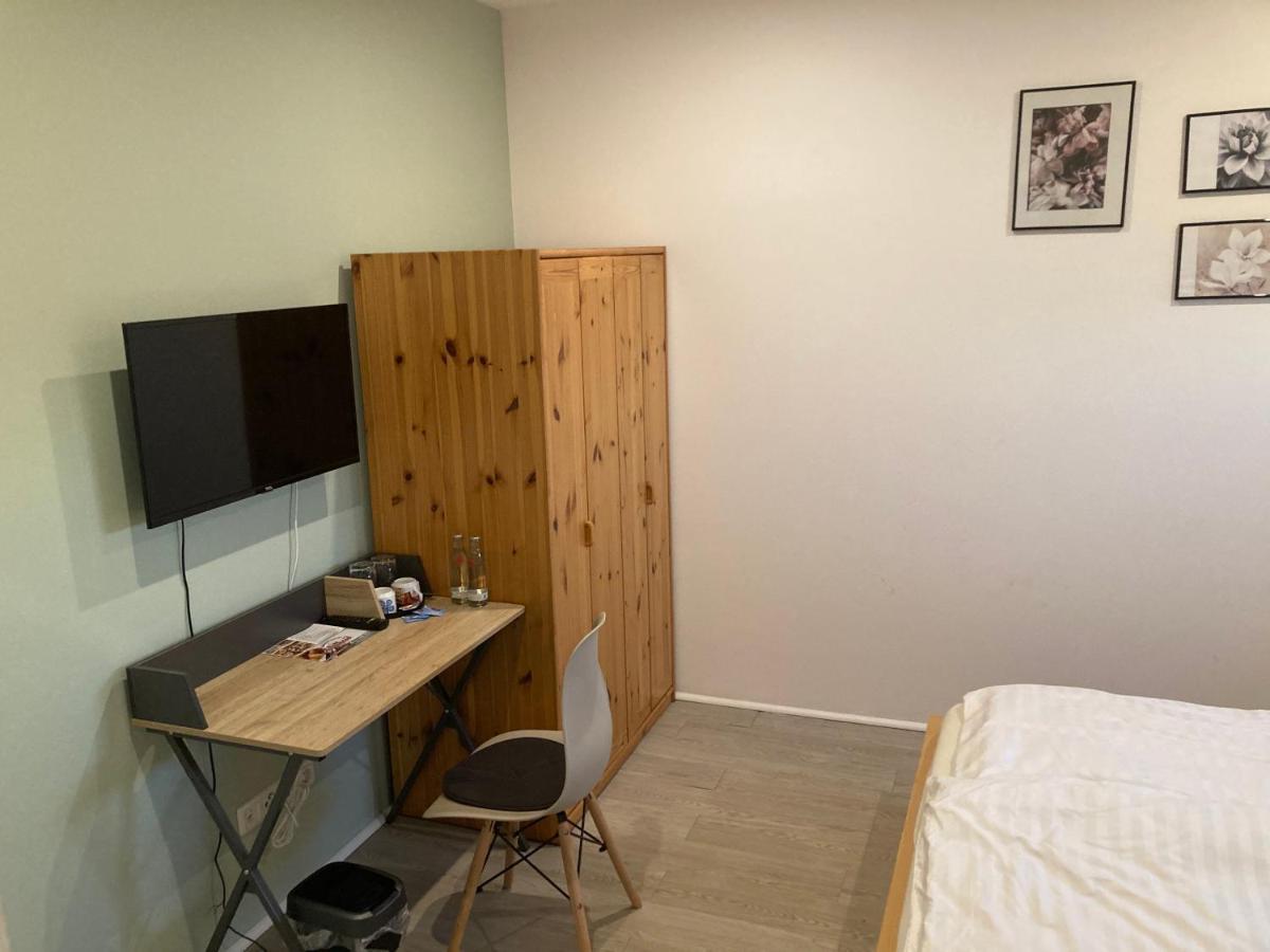 Gaeste Und Messezimmer Adelheidsdorf Exteriér fotografie