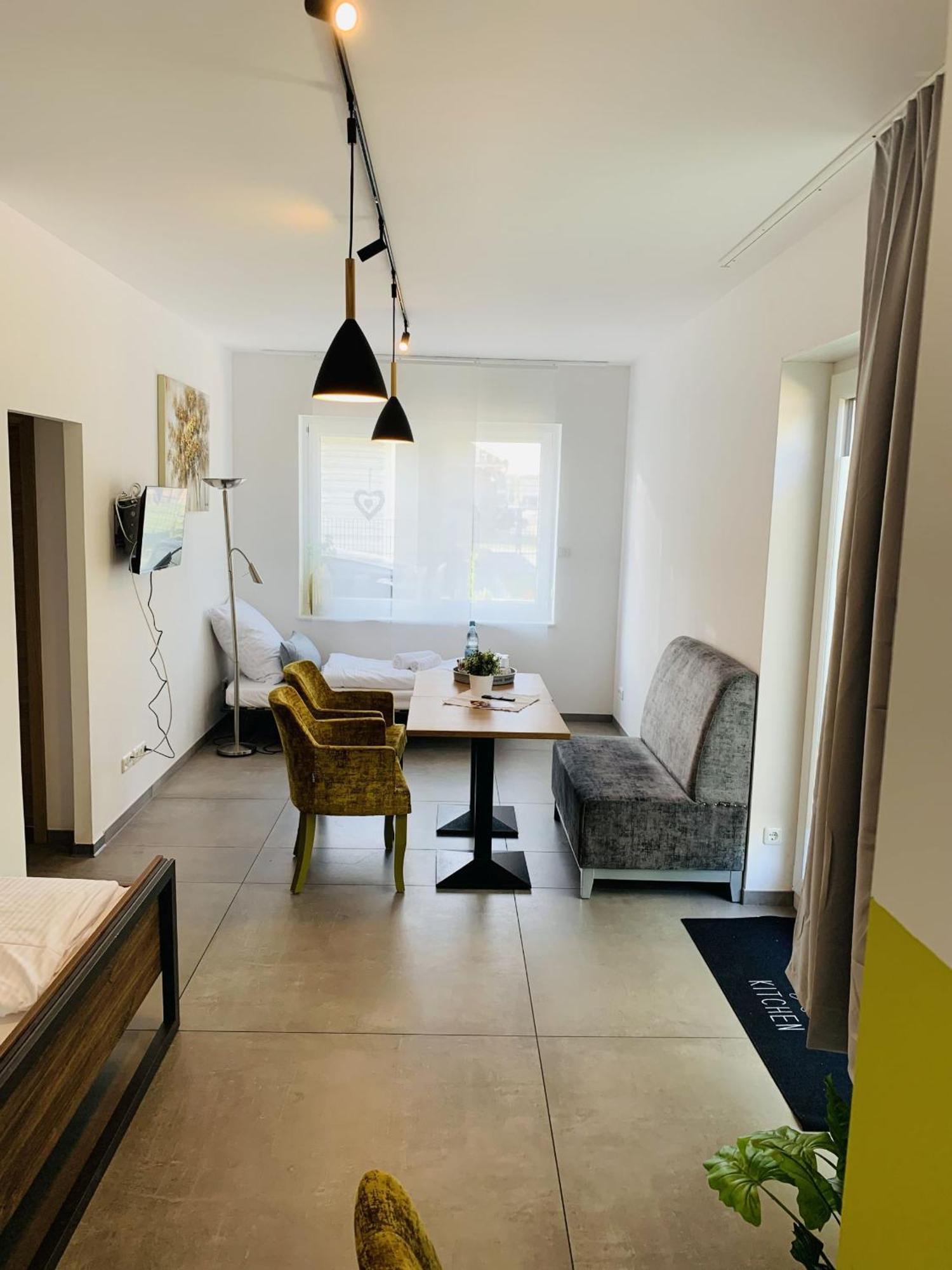 Gaeste Und Messezimmer Adelheidsdorf Exteriér fotografie